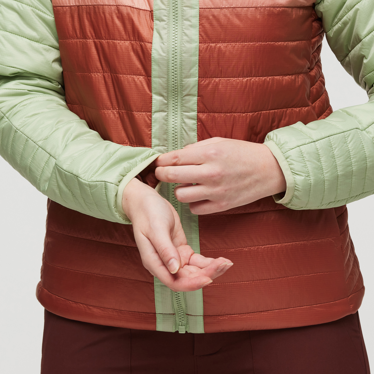 Capa Insulated Hooded Jacket - Women's - Image 19